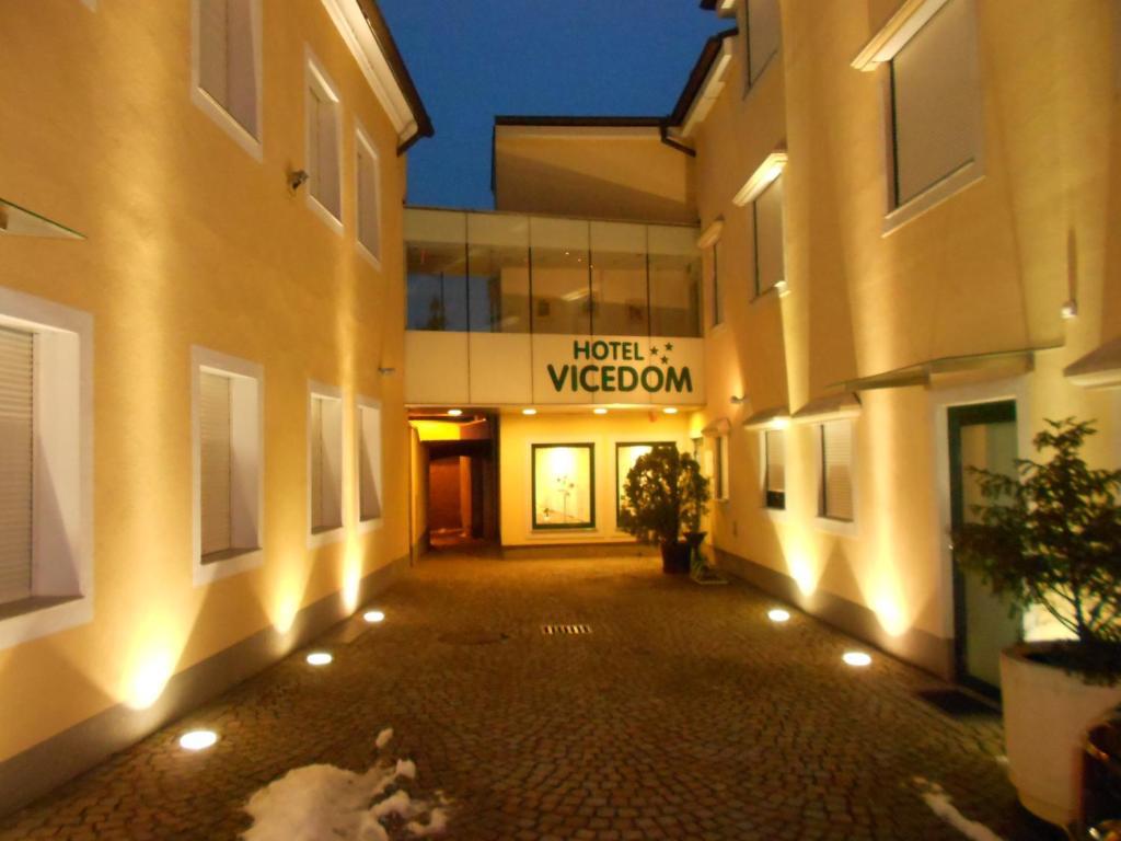 אייזנשטאדט Hotel Vicedom מראה חיצוני תמונה
